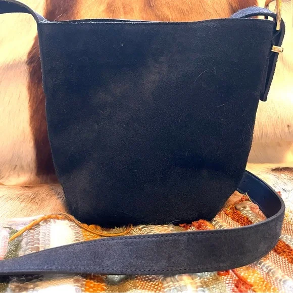 🆕 Madewell dark navy black suede & leather mini tote bucket crossbody bag - Picture 4 of 9
